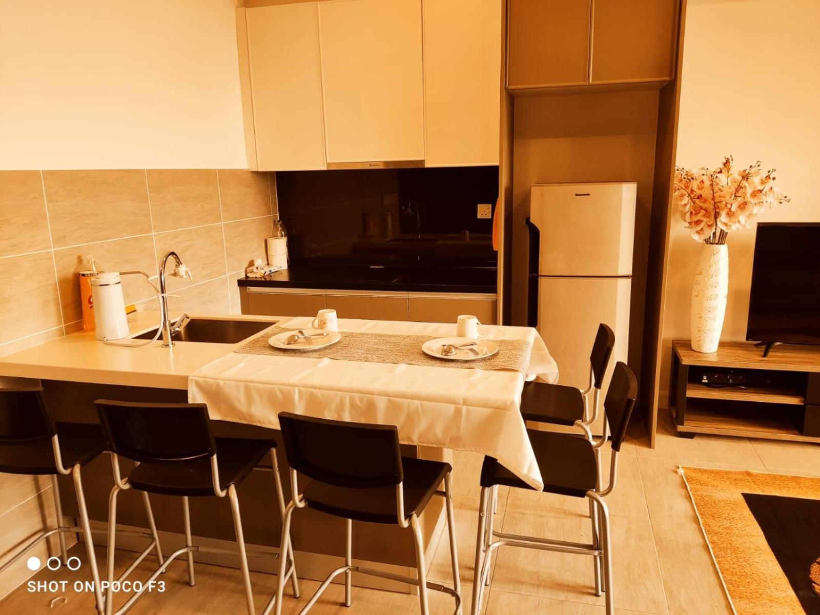 Cozy Unit- Bell Suites- Horizon Suites- Wifi- Netflix- Parking Swimming Pool- Klia Sepang Exterior foto