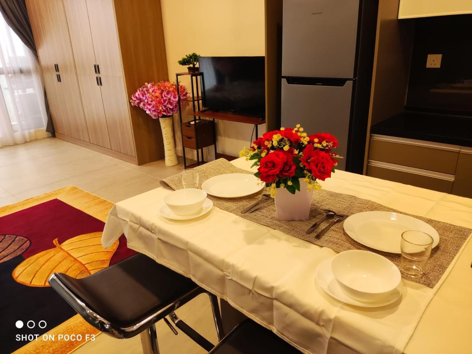 Cozy Unit- Bell Suites- Horizon Suites- Wifi- Netflix- Parking Swimming Pool- Klia Sepang Exterior foto